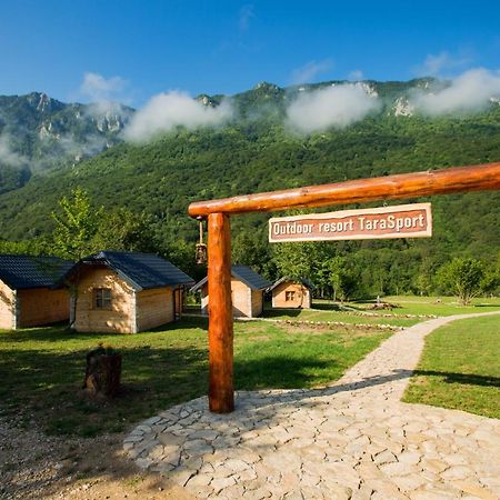Outdoor Resort Tarasport Φότσα Εξωτερικό φωτογραφία