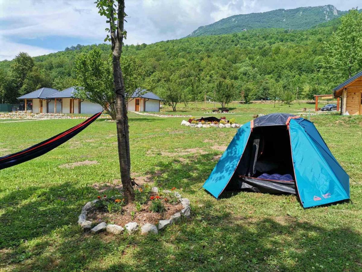 Outdoor Resort Tarasport Φότσα Εξωτερικό φωτογραφία
