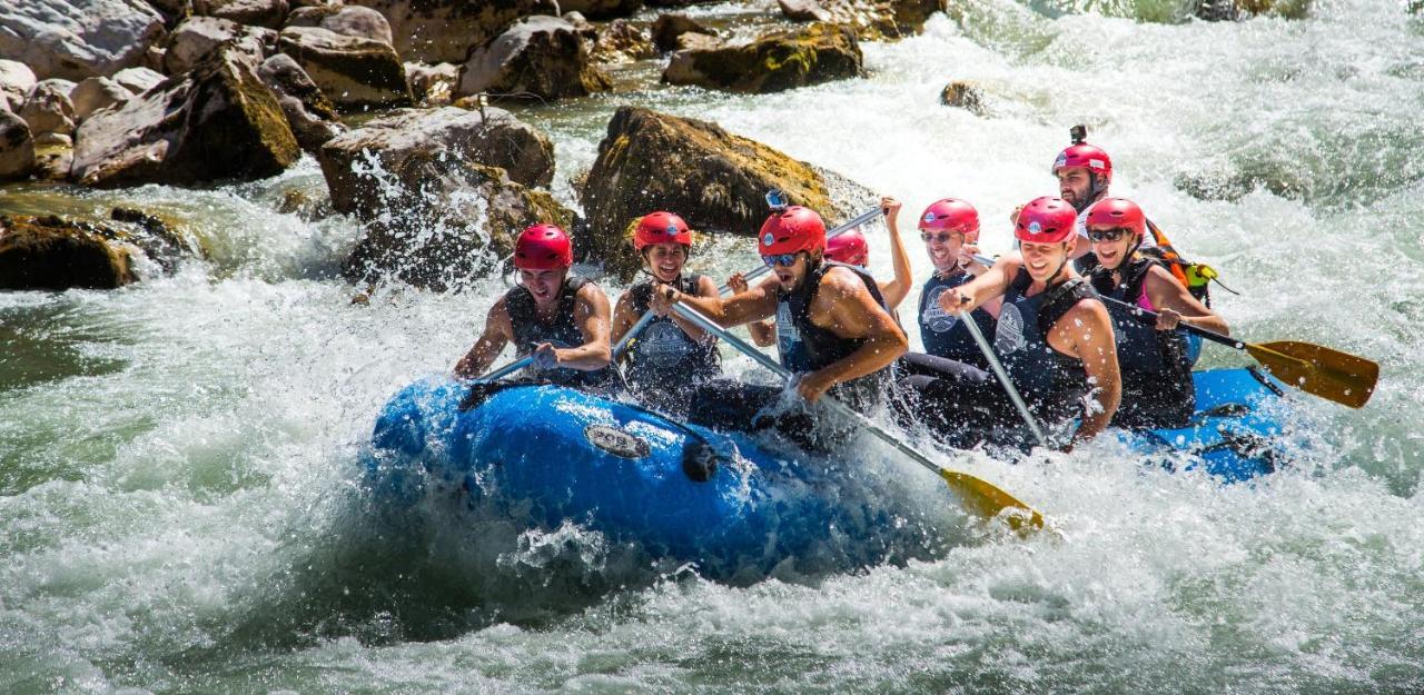 Outdoor Resort Tarasport Φότσα Εξωτερικό φωτογραφία