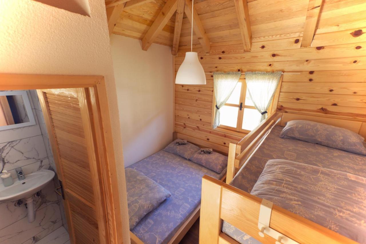Outdoor Resort Tarasport Φότσα Εξωτερικό φωτογραφία